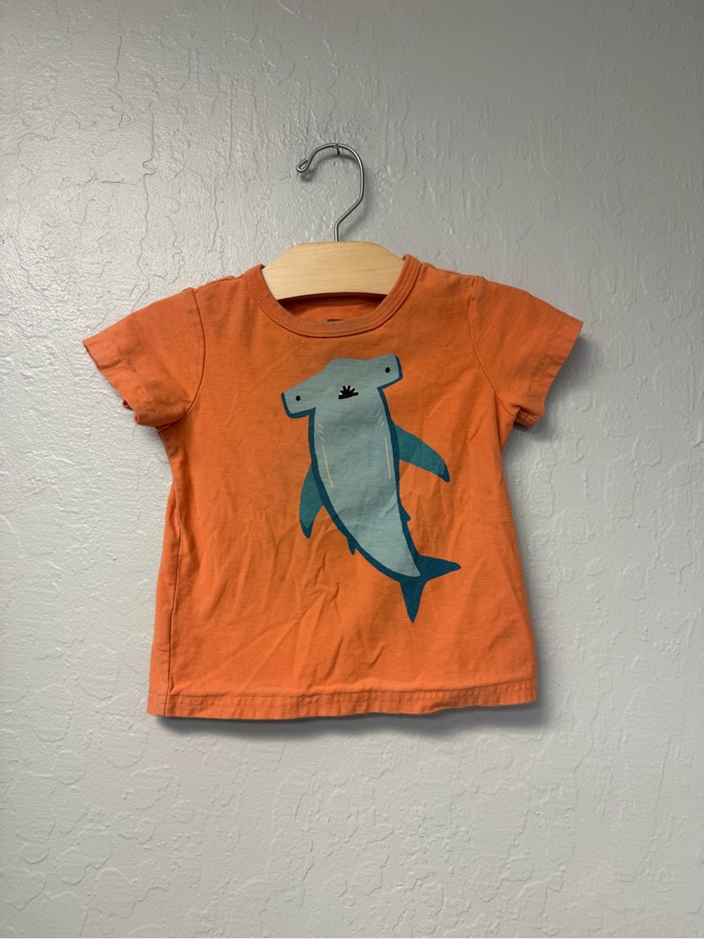 $14 ADD ON tea orange tee hammerhead shark 12-18M jamie kay zara h&m mini boden